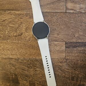 Samsung Smartwatch with White Band